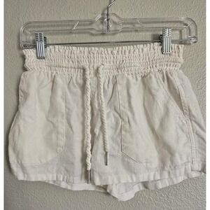 Love Tree White Linen Blend Shorts Smocked‎ Waist Drawstring Casual S
